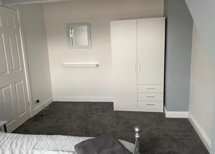 Cheerful 3 Bedroom Townhouse بيت للعطل *