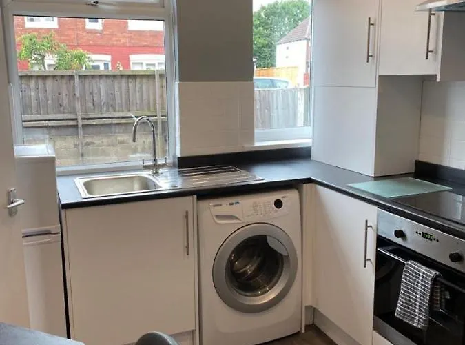 Cheerful 3 Bedroom Townhouse Holiday home